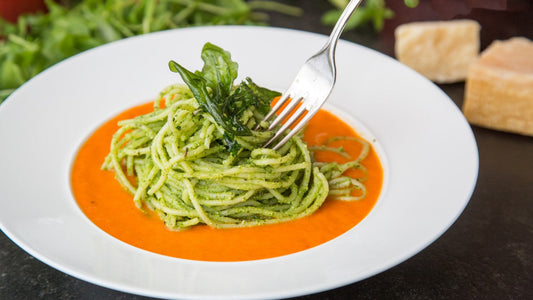 Rucola Spaghetti in Paprikasauce