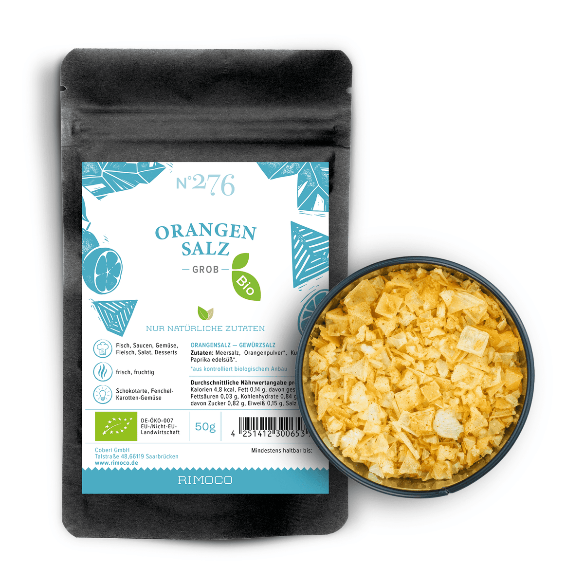Bio Orangensalz in schwarzer Packung und runder Dose mit groben, orangefarbenen Salzflocken.