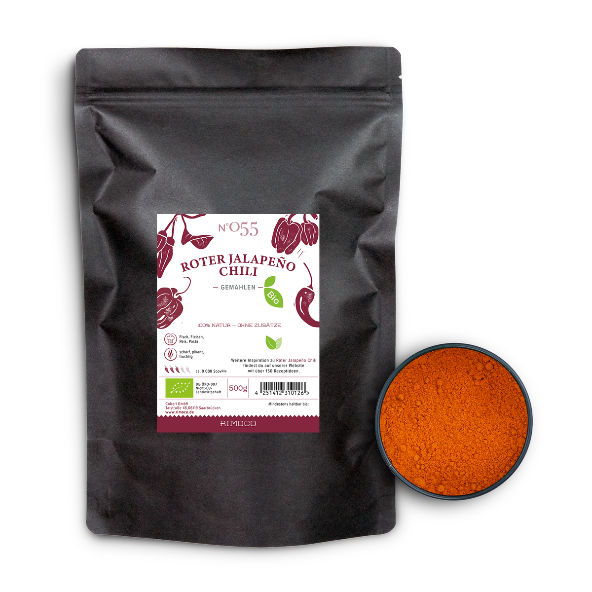 Bio Roter Jalapeño Chili gemahlen in schwarzer Tüte, sichtbar rotes Chilipulver.