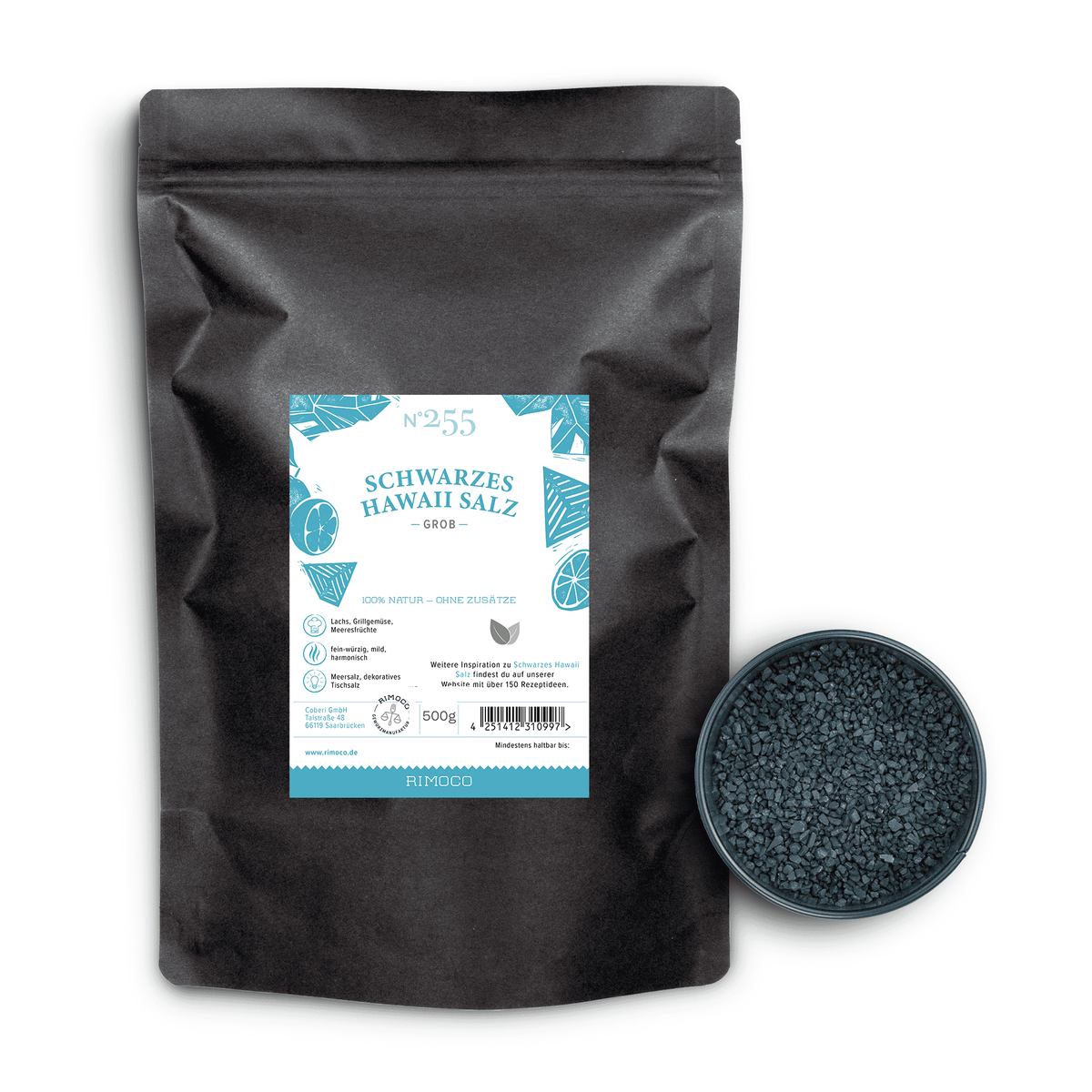 Schwarzes Hawaii Salz grob neben einer Schale mit grobem schwarzem Meersalz.